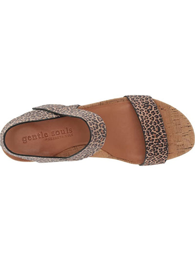 GENTLE SOULS Womens Beige Leopard Print 1/2" Platform Cork Like Padded Strappy Gisele Round Toe Wedge Leather Sandals Shoes 8 M