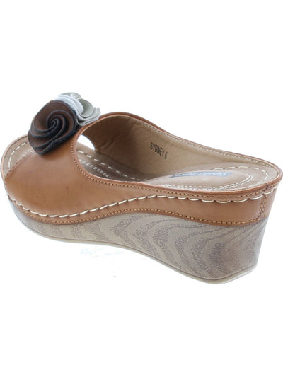 GOOD CHOICE Womens Brown 1/2" Platform Flower Detail Cushioned Comfort Sydney Round Toe Wedge Slip On Slide Sandals Shoes