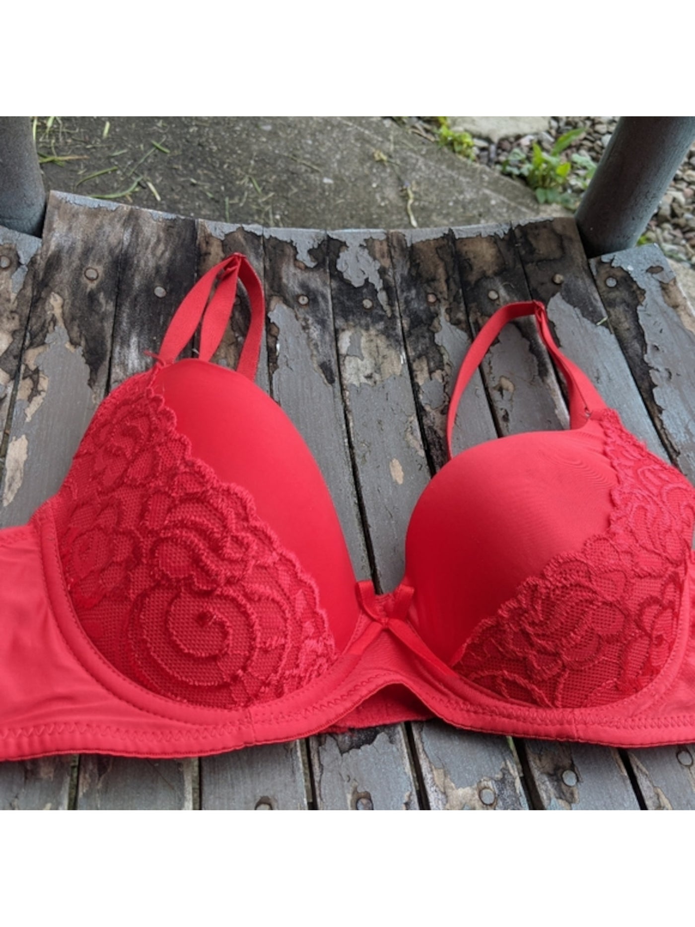 MAMIA Intimates Coral Solid Everyday Underwire Bra Size: 40C