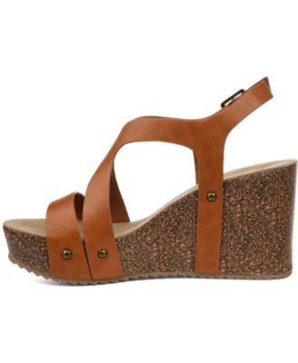 JOURNEE COLLECTION Womens Brown 1" Platform Cork-Like Metallic Accents Padded Strappy Geneva Round Toe Wedge Buckle Slingback Sandal M