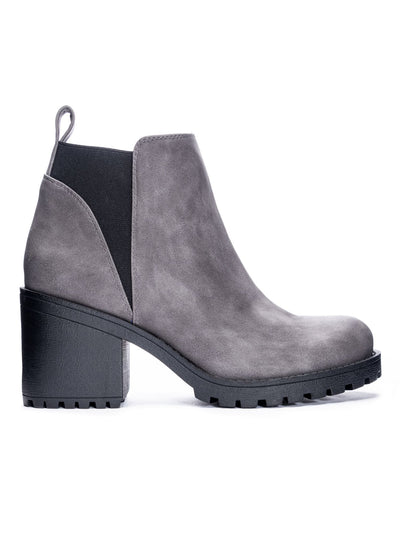 DIRTY LAUNDRY Womens Gray Gore Shaft Pull Tab 1" Platform Lug Sole Lido Round Toe Block Heel Slip On Booties 7.5 M