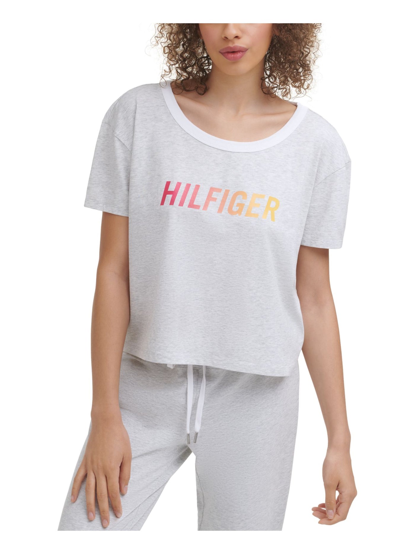 TOMMY HILFIGER SPORT Womens Gray Cut Out Short Length Ribbed Collar Breathable Logo Graphic Short Sleeve Scoop Neck T-Shirt M