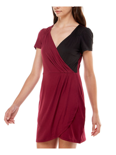 ULTRA FLIRT Womens Red Stretch Ruched Pleated Pullover Color Block Short Sleeve Surplice Neckline Short Faux Wrap Dress S