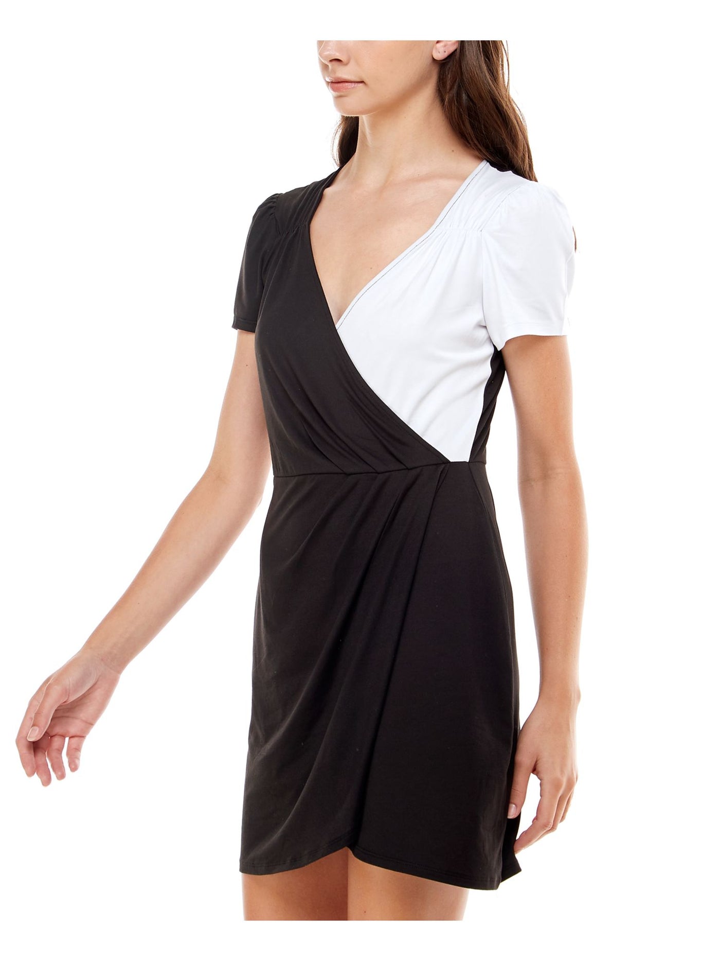 ULTRA FLIRT Womens Black Stretch Ruched Pullover Styling Color Block Short Sleeve Surplice Neckline Short Faux Wrap Dress L