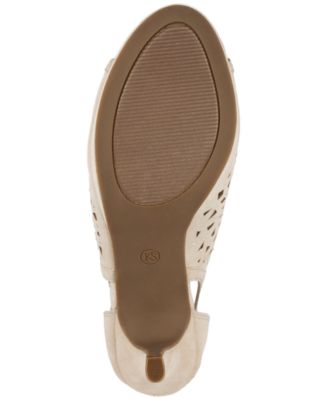 KAREN SCOTT Womens Beige Perforated Blayne Almond Toe Stiletto Slip On Dress Sandals Shoes M