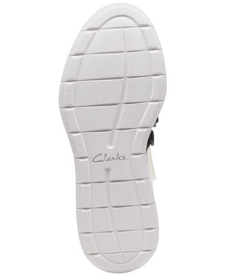 CLOUD STEPPERS BY CLARKS Womens Black Elastic Bands Breathable Cushioned Removable Insole Ezera Round Toe Wedge Slip On Sneakers Shoes M