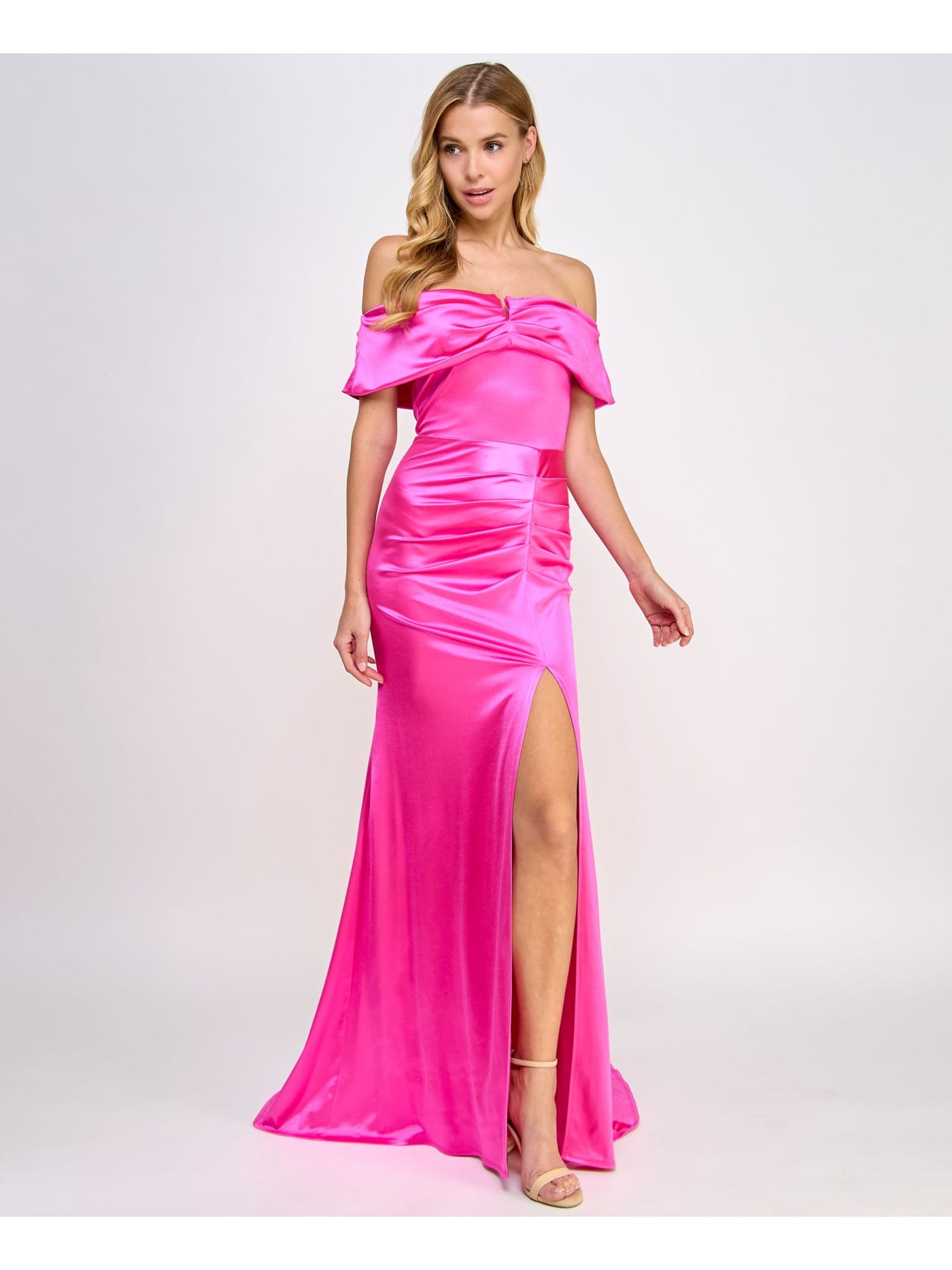 B DARLIN Womens Ruched Short Sleeve Off Shoulder Full-Length Formal Gown Dress