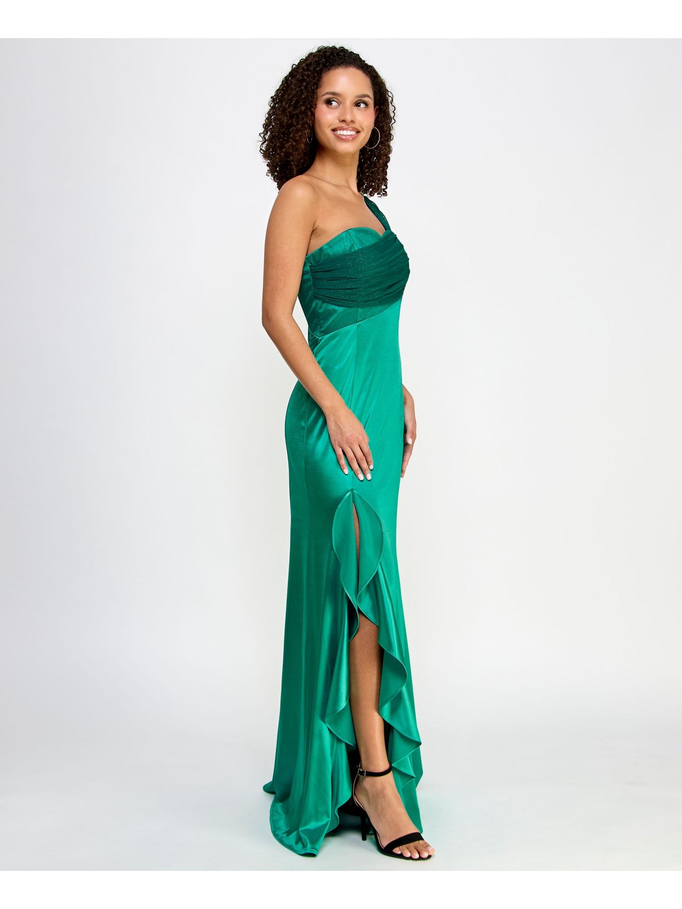 VIOLET WEEKEND Womens Green Zippered Unlined Ruffled Slit Mesh Sash Glitter Sleeveless Asymmetrical Neckline Full-Length Formal Gown Dress Juniors 3\4